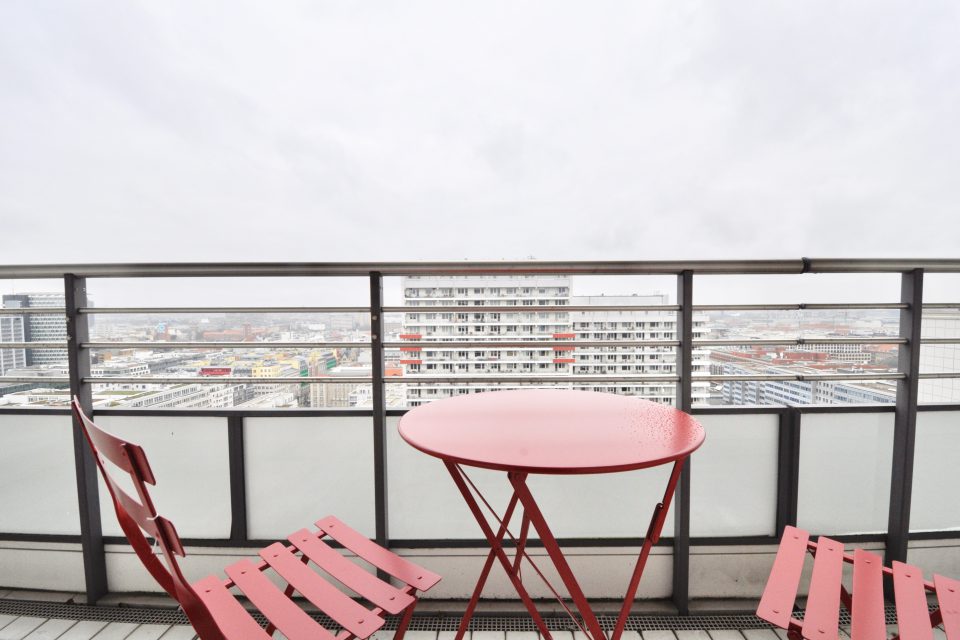 Leipziger Straße Gemütliche 2-Zimmer-Wohnung mit großem Balkon und sensationellem Blick über die Stadt