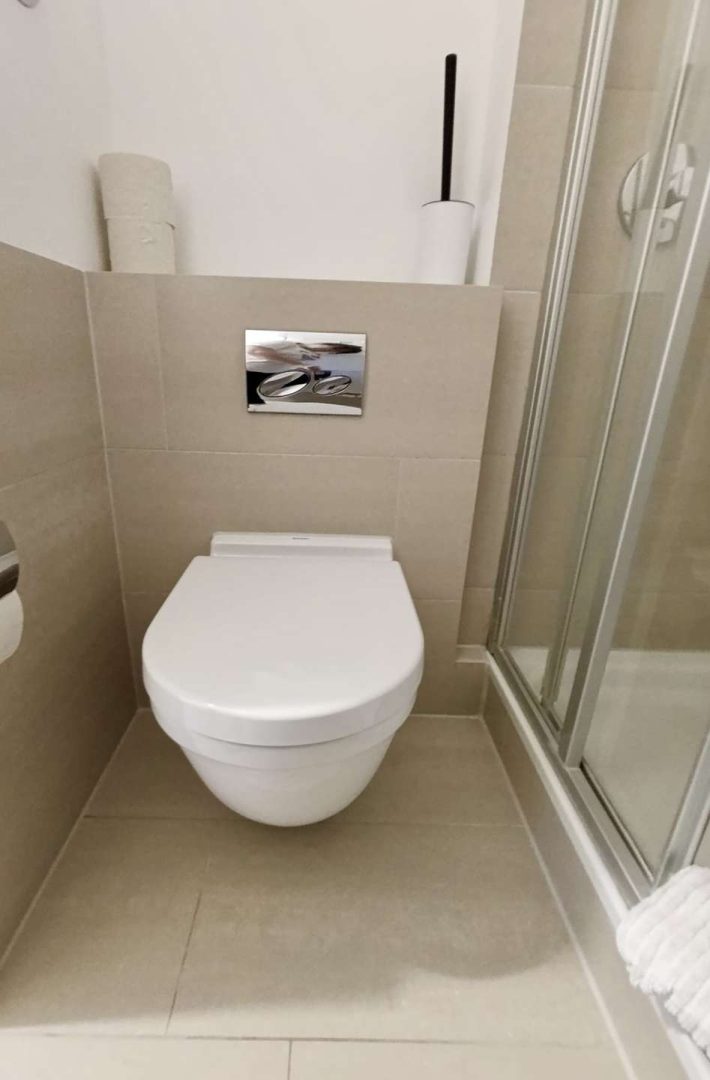 WhatsApp Image 2025-10-09 at 13.05.44 (3)