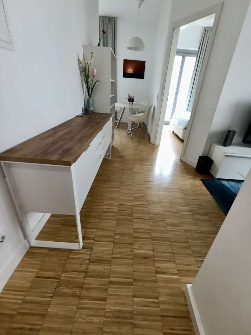 WhatsApp Image 2025-10-09 at 13.05.45